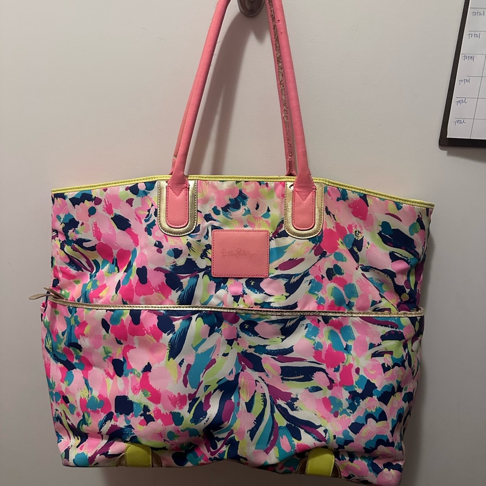 Lilly Pulitzer beach tote bag